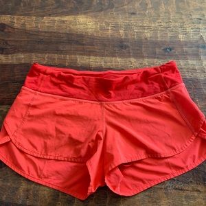 Lululemon Speed Up 4 way stretch shorts